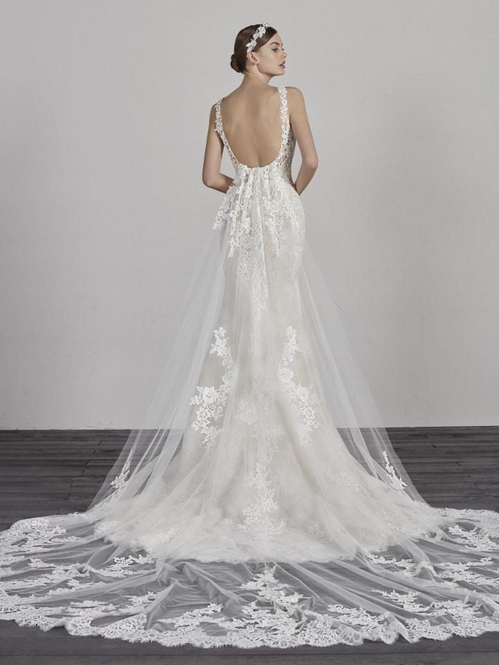 Pronovias