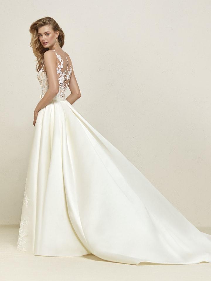 Pronovias