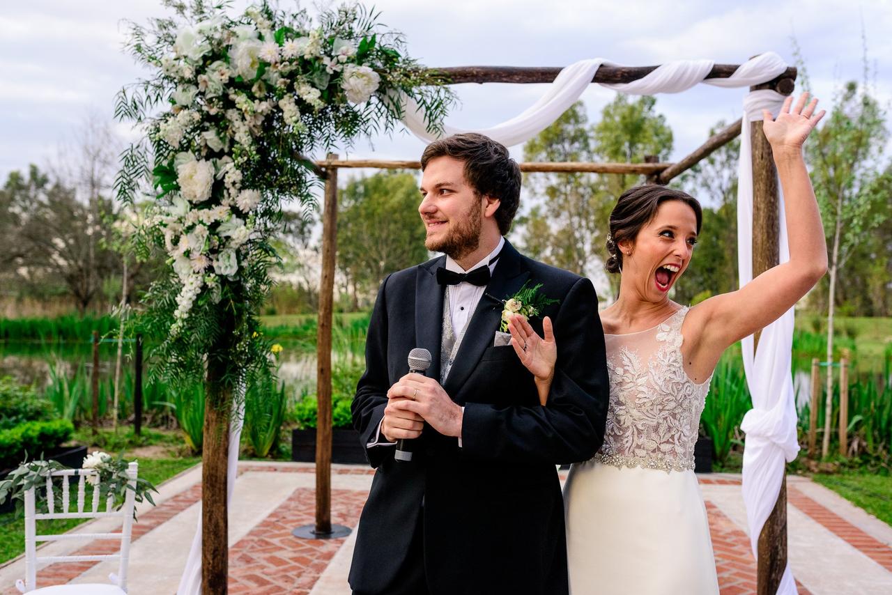 Consejos Para Incluir Un Arco De Flores En El Casamiento Consigan