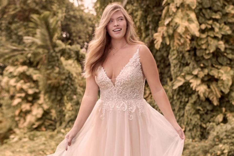 Enamorate de la colección de vestidos de novia Rebecca Ingram 2021