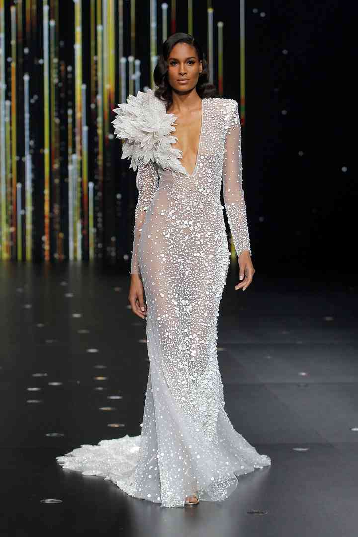 Vestidos Pronovias 2020 Una Coleccion Inspirada En Las Estrellas