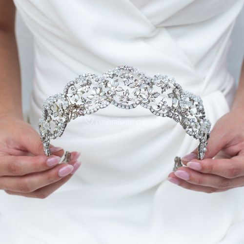 GRACEFUL, Maria Elena Headpieces