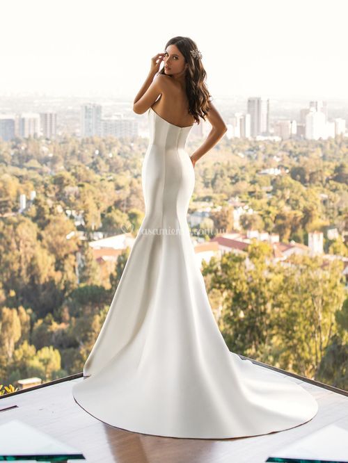 DAY, Pronovias