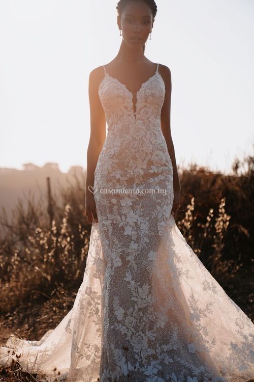 9901, Allure Bridals