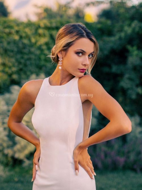 F248-Remi-AD2_d56810a7389f85a22f92aeea1df741eb, Allure Bridals