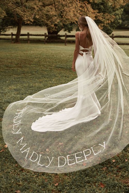 TRULY MADLY DEEPLY LONG VEIL, Grace Loves Lace