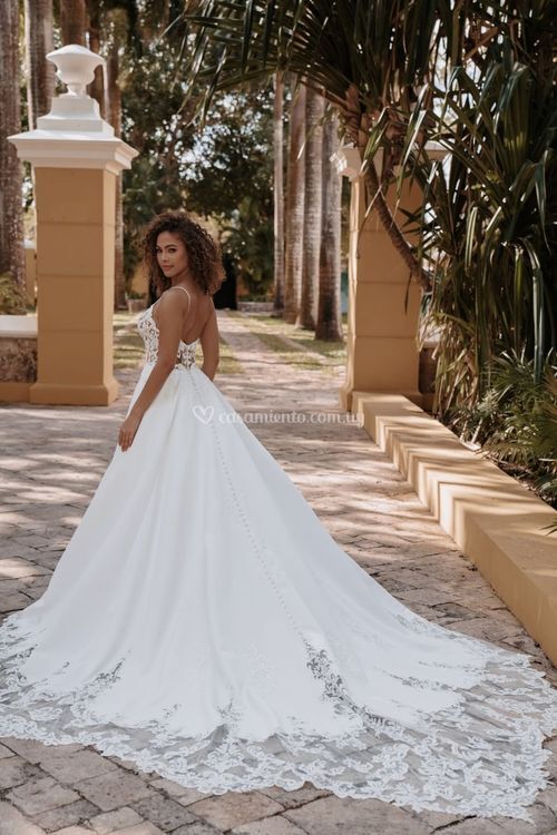 C653, Allure Bridals