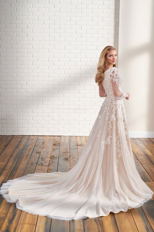 TR12291, Mon Cheri Bridals