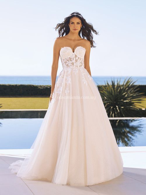 pheonix, Pronovias