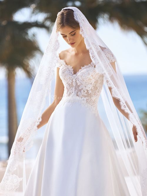 edie, Pronovias