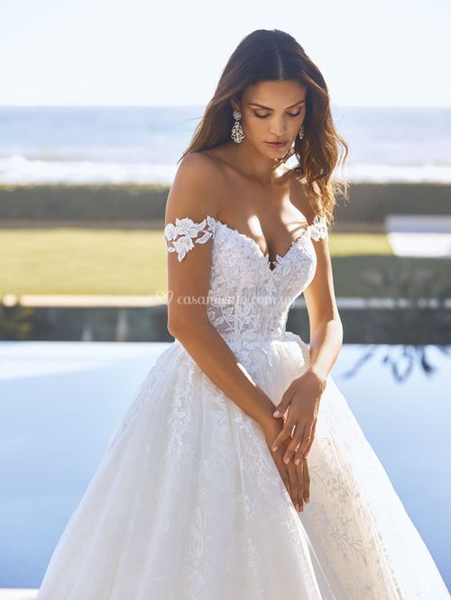 delphine, Pronovias