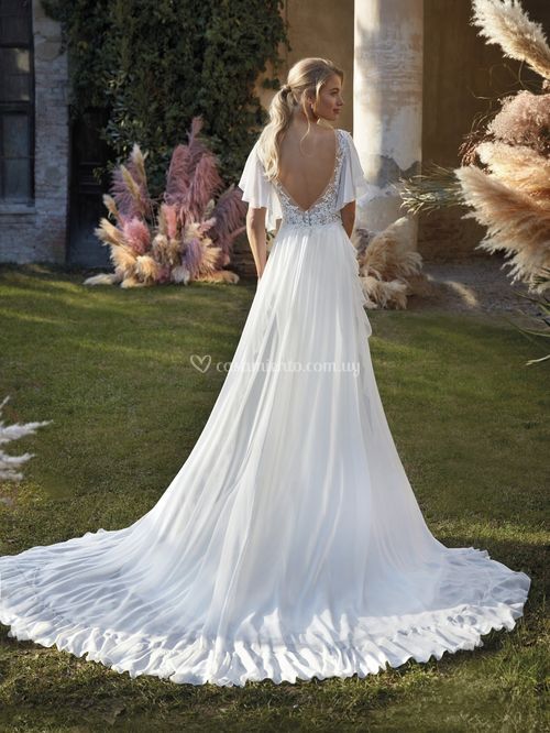 COL2104, Pronovias