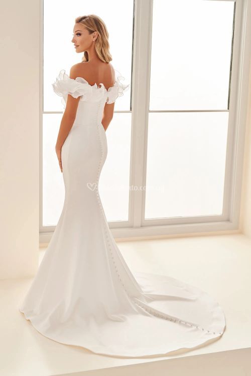 E2535, Mon Cheri Bridals