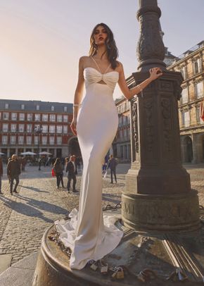 Eva, Galia Lahav