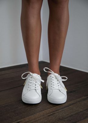 SNEAKERS, 39