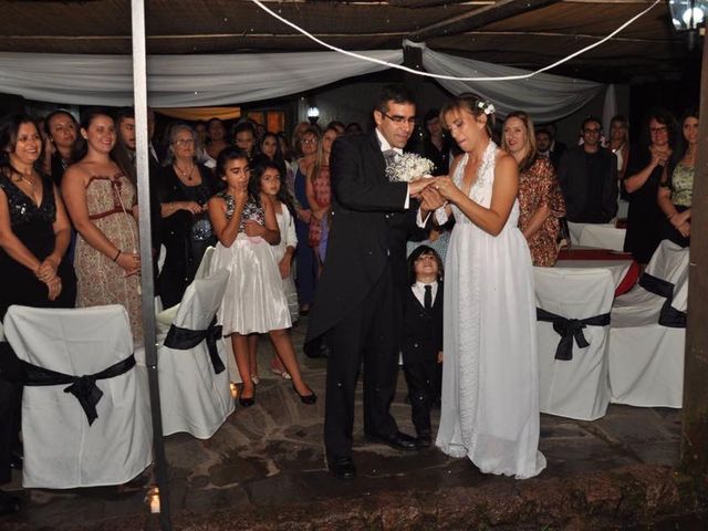 El casamiento de Federico  y Andrea en Trinidad, Flores 21