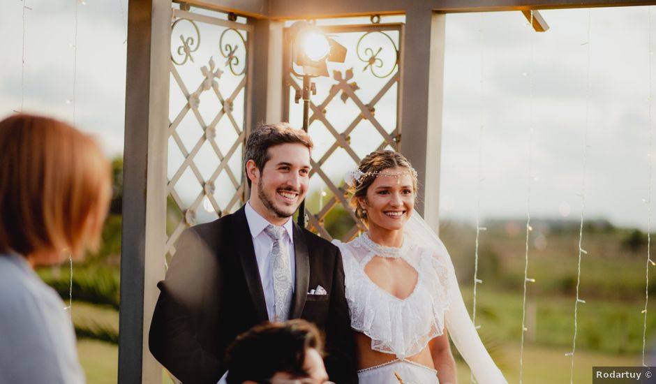 El casamiento de Rodrigo y Mariana en Montevideo, Montevideo