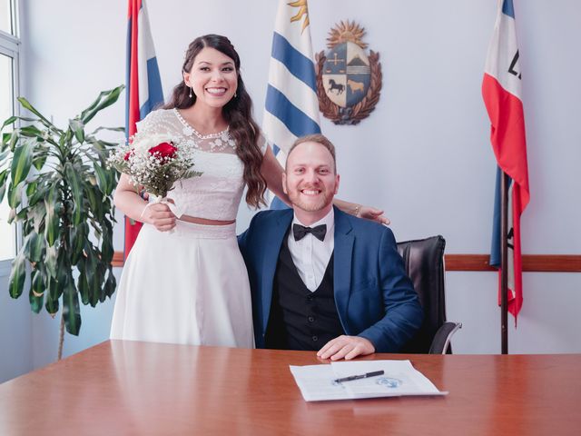El casamiento de Jonathan y Suri en Montevideo, Montevideo 43