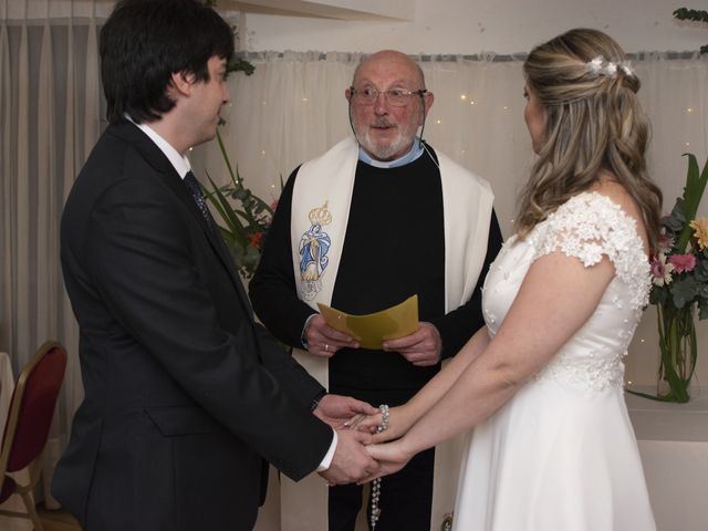El casamiento de Martín y María en Montevideo, Montevideo 24