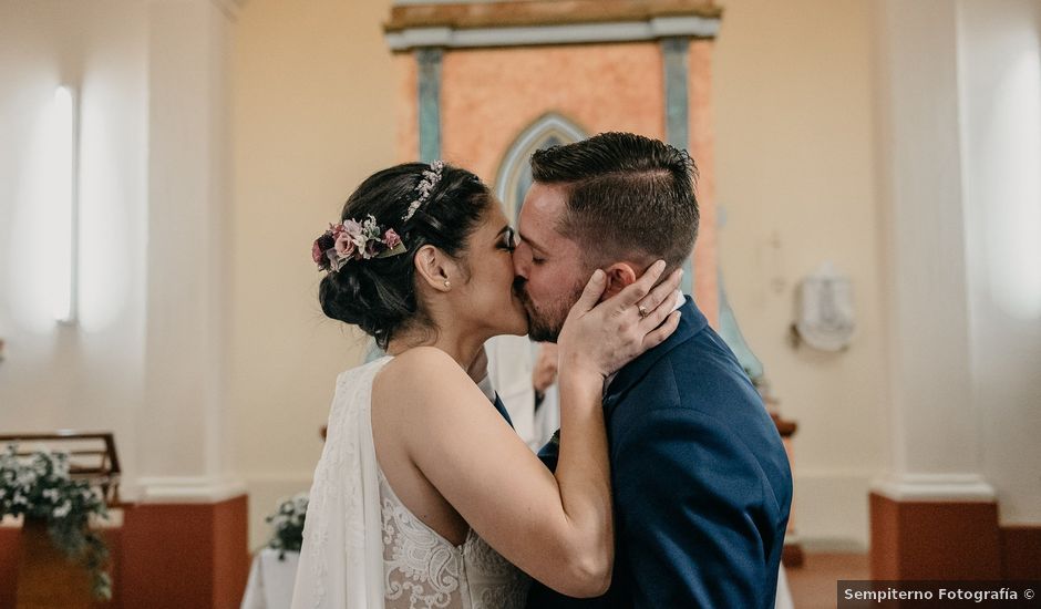 El casamiento de Agus y Isa en Carmelo, Colonia