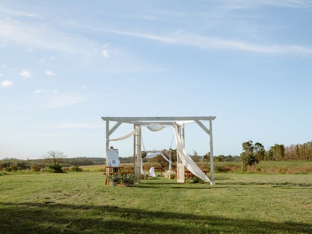 El casamiento de Florencia y Nicolás en Canelones, Canelones 12