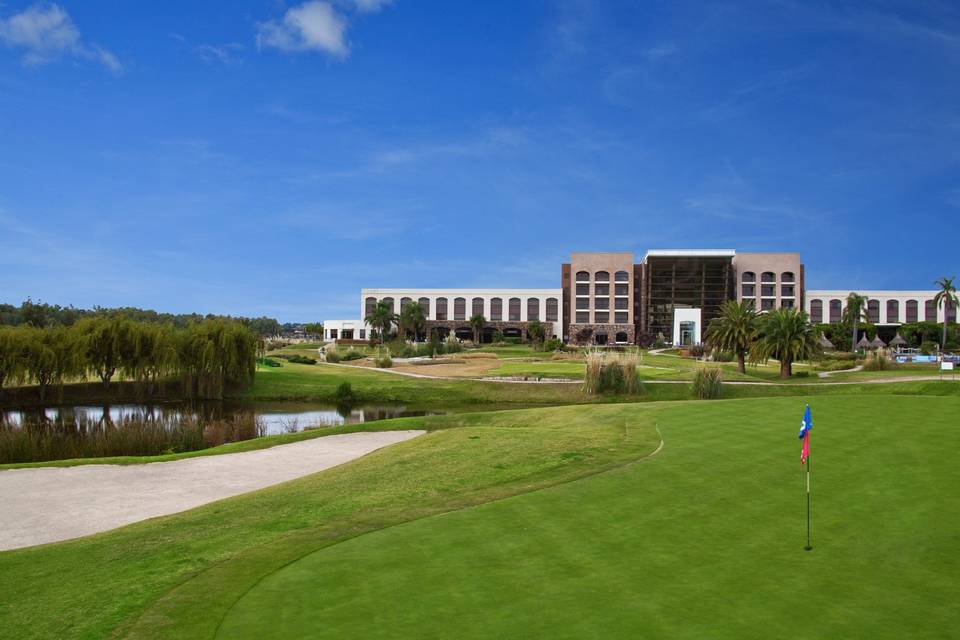 Golf + Vista hotel
