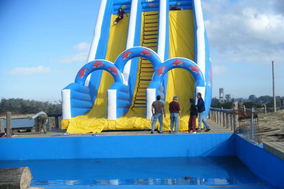 Inflable gigante tobogán