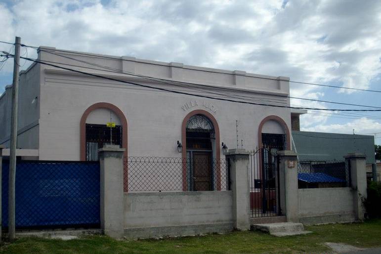 Fachada del salón