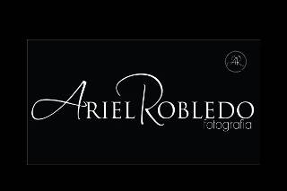 Ariel Robledo logo