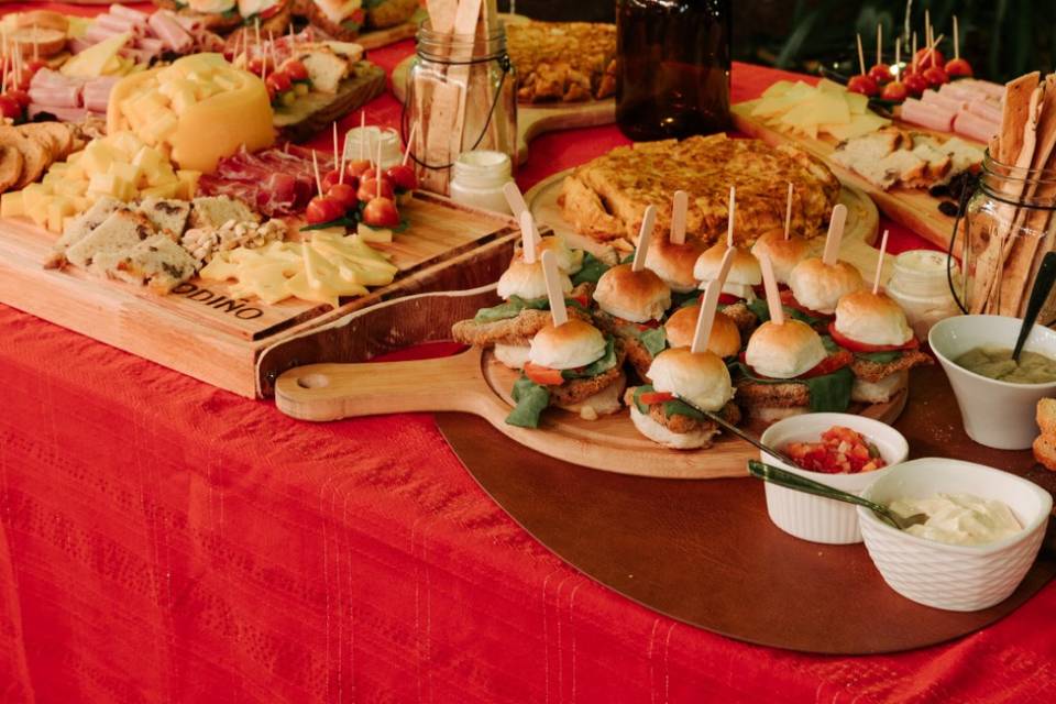 Picadas