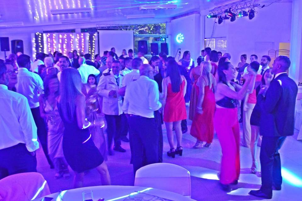 Bailando